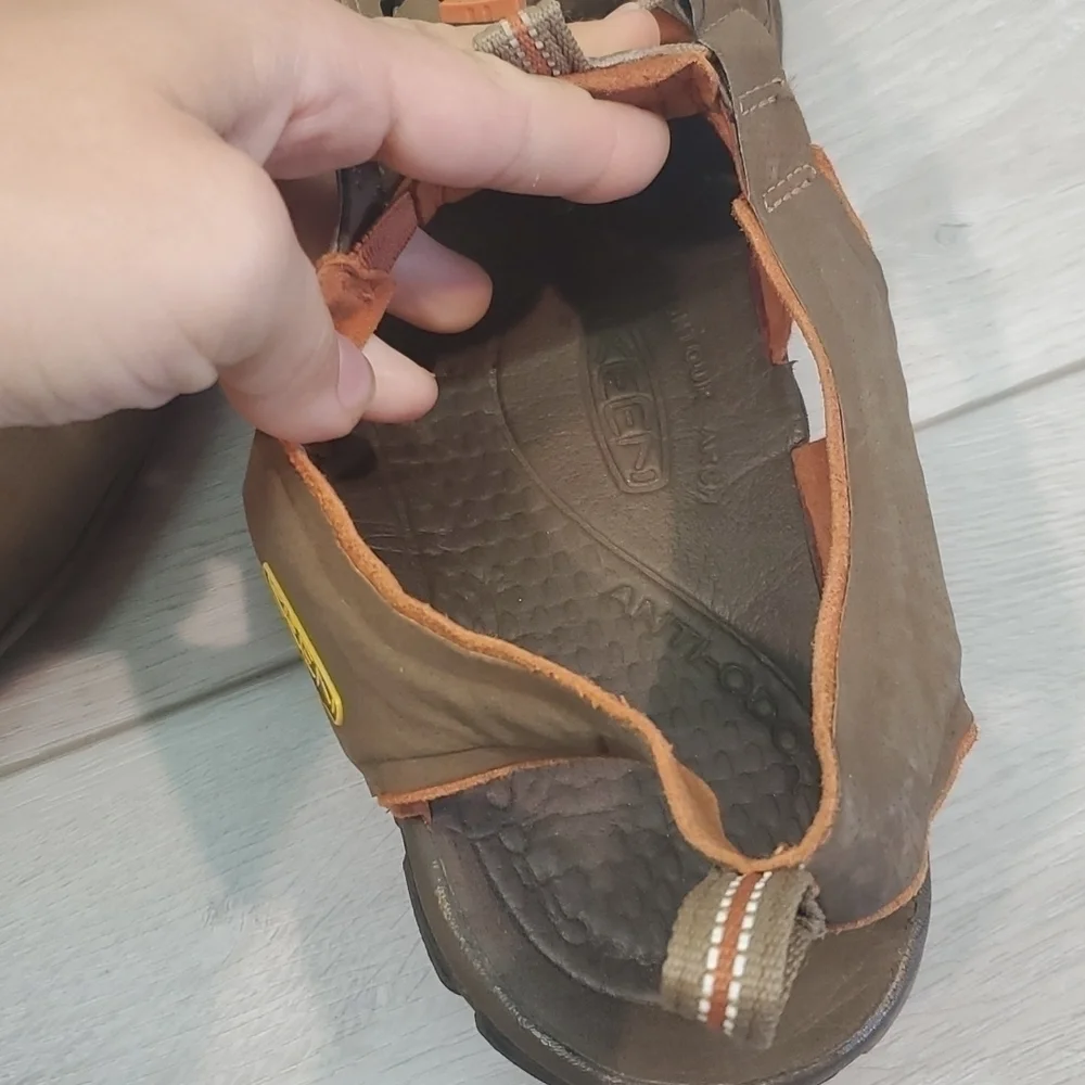 Keen Mens Outdoor Shitake Bombay Hiking Comfort Leather Sandals shoes sz 11.5